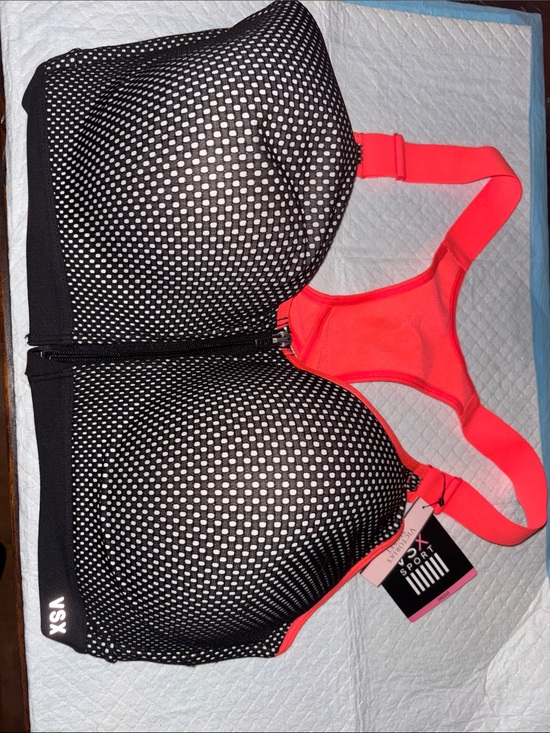 VSX Other - VSX Black & Neon Pink Front-Zip Sports Bra.  38DDD